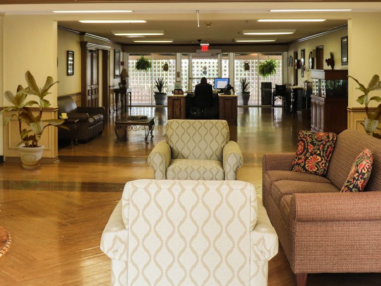 Arlington Villas Rehabilitation And Healthcare Center Pricing, Photos